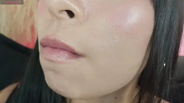 mia_roux1 webcam