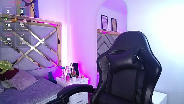 Elizabeth_Evans1 webcam