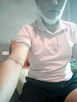 phlin1 live cam on StripChat