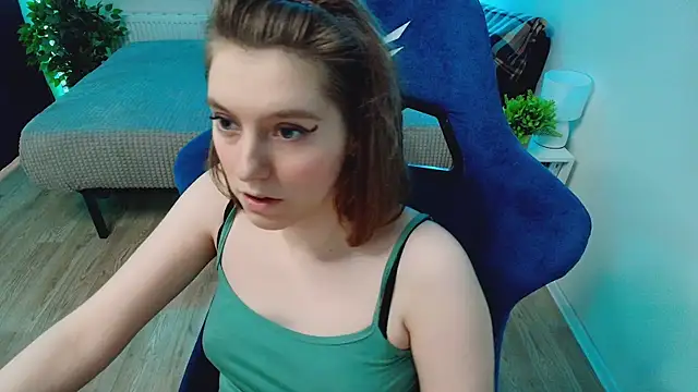 CranberryHot live cam on StripChat