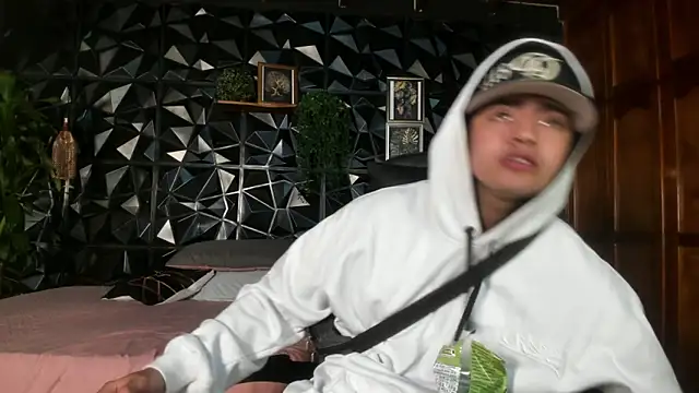 elliot_colton live cam