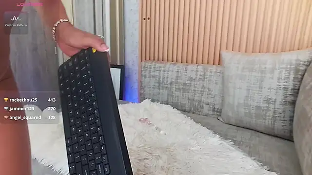 Alexa_seexy1