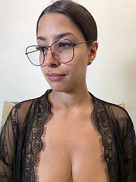 luvely_unique_ webcam