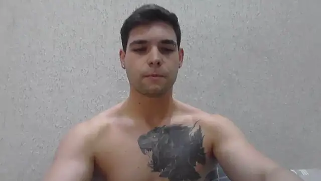 Zure-xxx live cam on StripChat