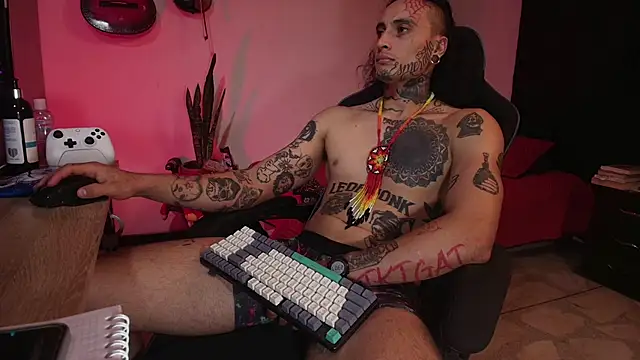 Ryuk_it live cam on StripChat