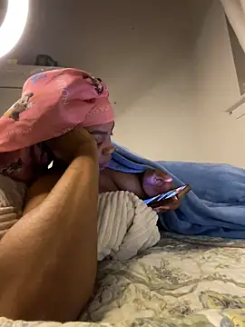 therealoshunqueen (F young) - Keep dropping for me to keep going