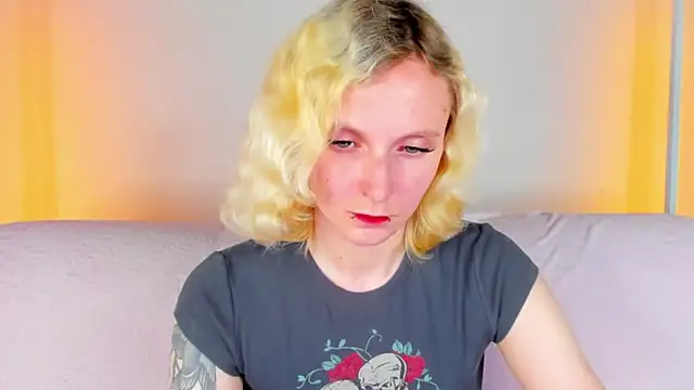 LikiLips webcam