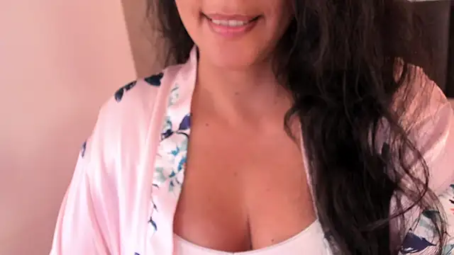 SaharaGarcia__ webcam