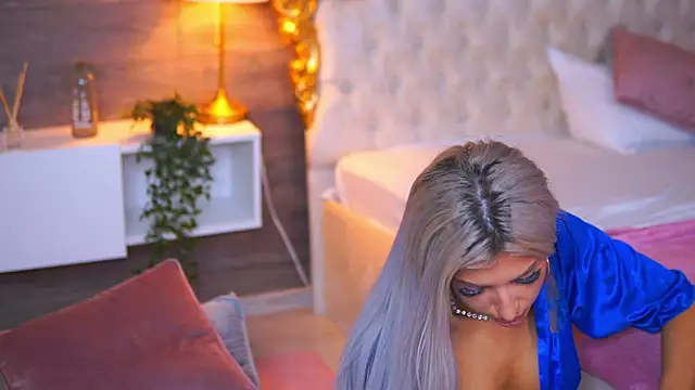 Juicy_Jessye webcam