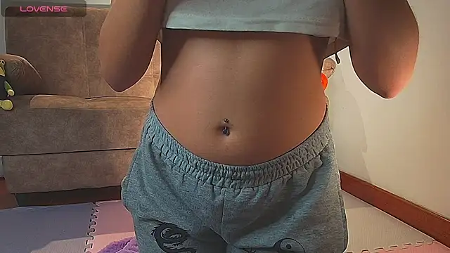 Dhalila_ webcam