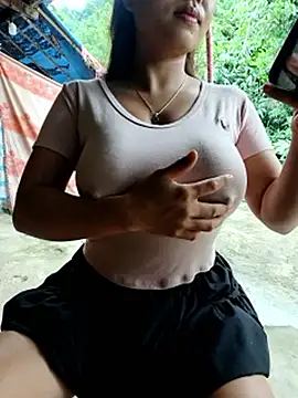 Rubyy_Nk webcam