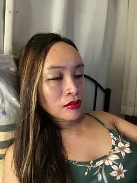 RomanticPearlTS webcam