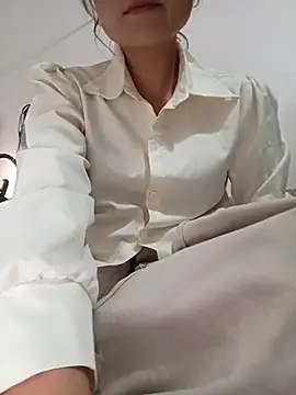 Linda-yiyi webcam