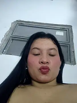 hot-mom22 webcam
