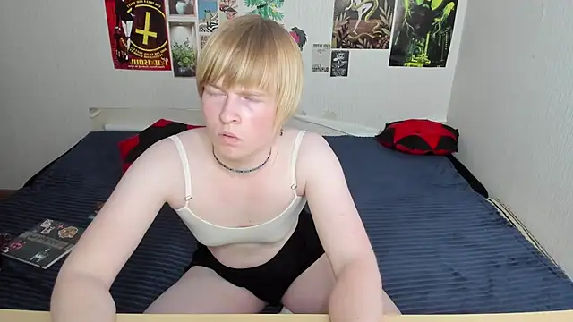 Cattie_w_ webcam