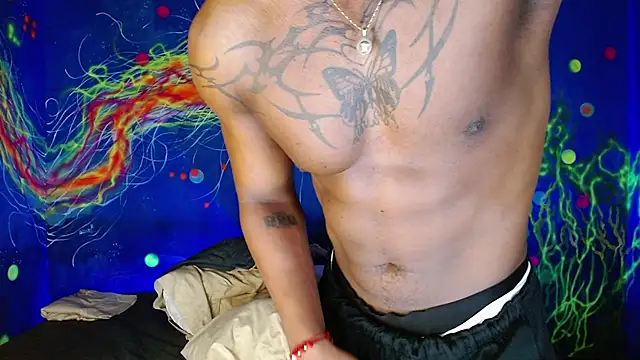 zoriel_bigcock webcam