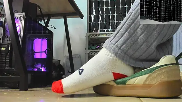 MissAlmaFenix webcam