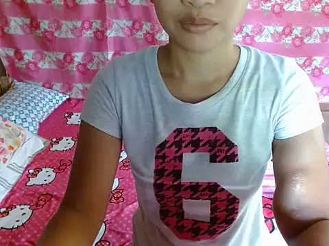 Itsme_Foxy_Shantale webcam