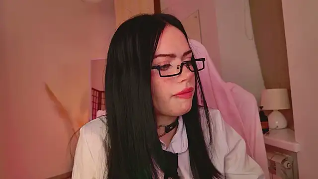 Dark_Diva live cam on StripChat