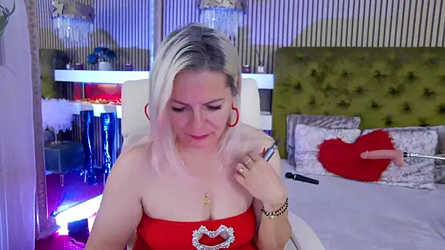 LadyTouch webcam
