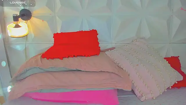 cute_latinaxxx webcam