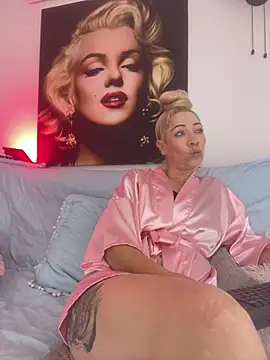 viktoria_davis_ webcam