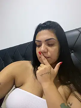 Nini_ webcam