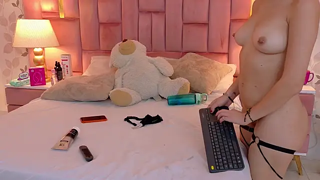 NahiaMendoza webcam