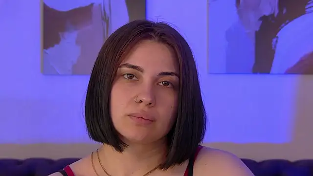 AdrianaToress webcam