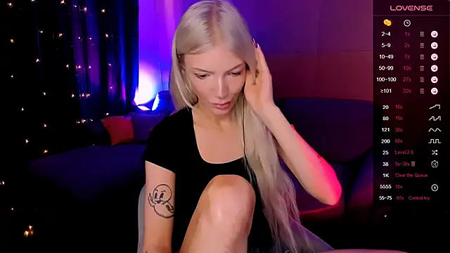 AnyaTaylor_ webcam