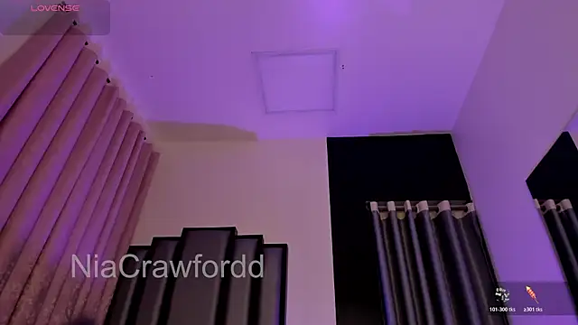 NiaCrawfordd webcam