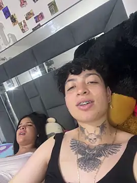 Luisa_ale live cam on StripChat