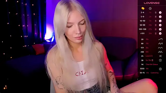 AnyaTaylor_ webcam