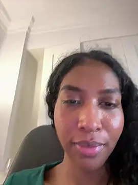 IamCrystal2 live cam
