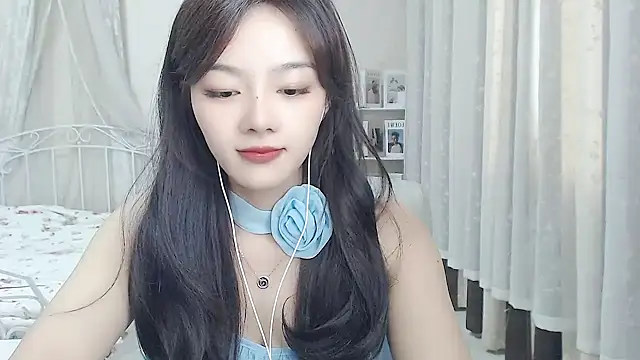 Romy-sweet webcam