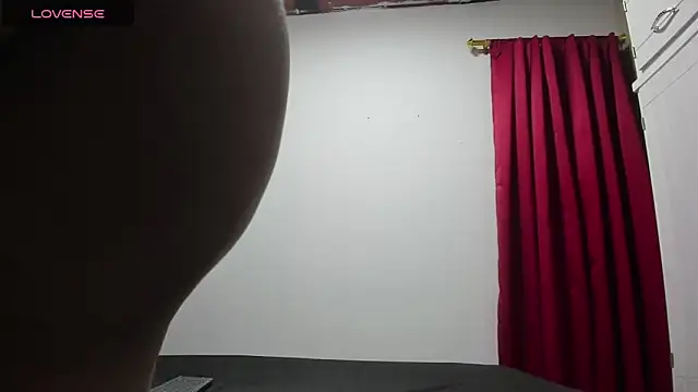 DAYANA_BIG_COCK webcam