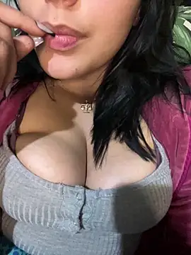EvelisePetroviich webcam