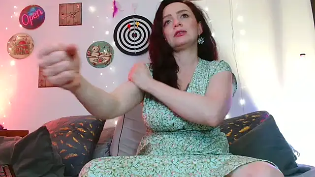 Katicalatinmilf webcam