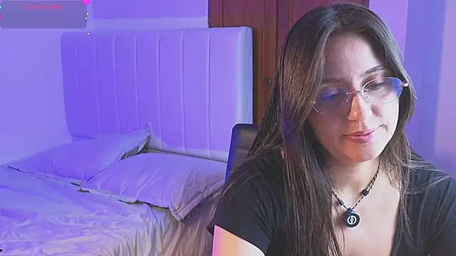 Gia_Rouge_ webcam