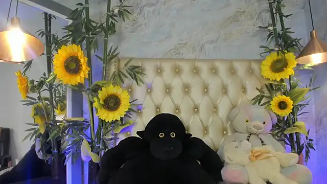 LittleeJaz webcam