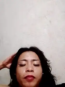 YourHotMenxie18 webcam