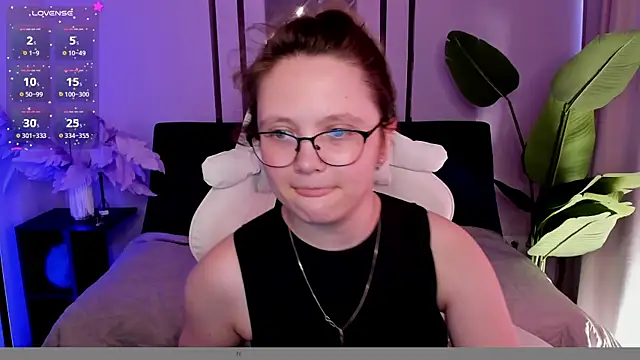 Nika_Vibe webcam