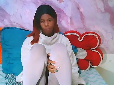 EbonySweetPeach webcam