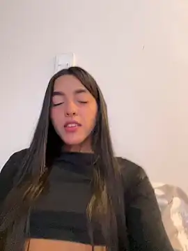 mia_honeyy_ webcam