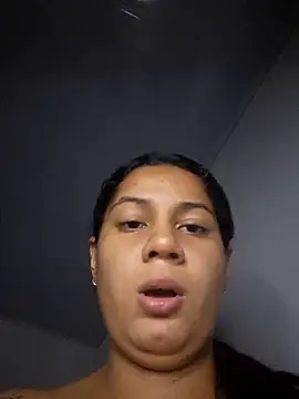 emperatrizcute29 webcam