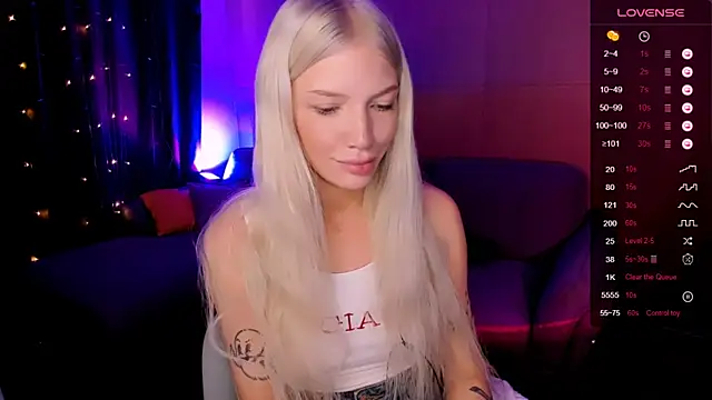 AnyaTaylor_ webcam