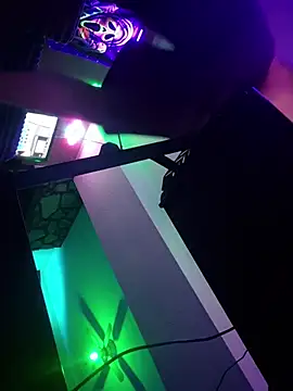 chronic_vibez webcam