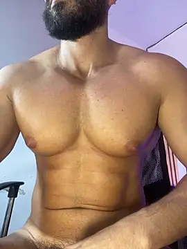magnumchris live cam on StripChat