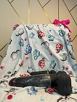 squirtingqueen11 (F young) - ❌❌❌💧💧💧👊🏽 squirt, fisting🐶