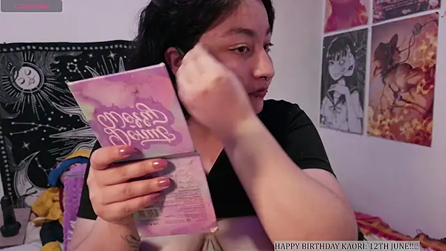 kaori_sama_uwu webcam